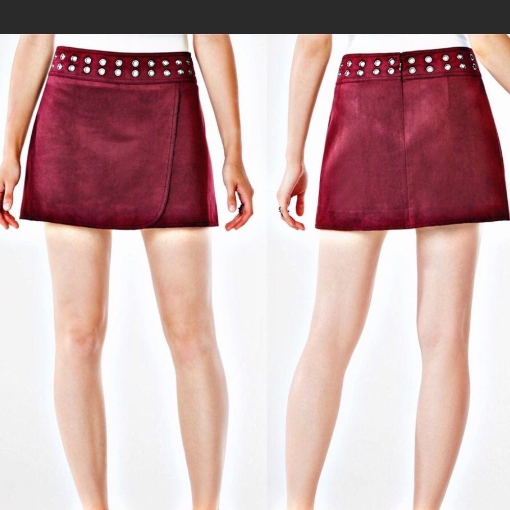 Y2K BCBGMaxazria vegan suede rivet mini skirt xs (A) - Picture 3 of 10